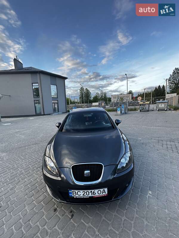 Хетчбек SEAT Leon 2011 в Львові