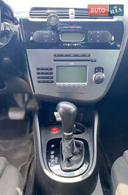 Хетчбек SEAT Leon 2008 в 