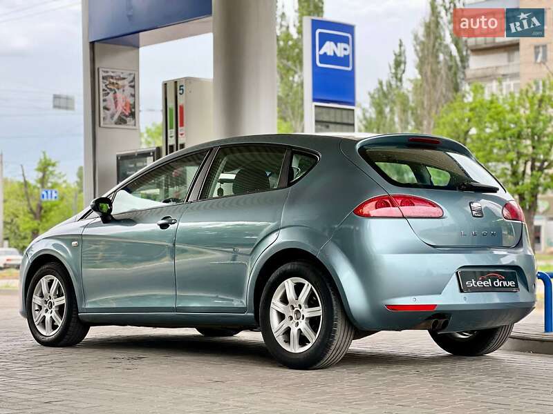 Хэтчбек SEAT Leon 2007 в Николаеве