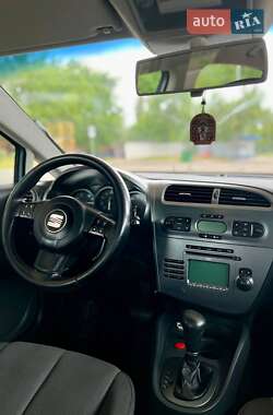 Хэтчбек SEAT Leon 2007 в 