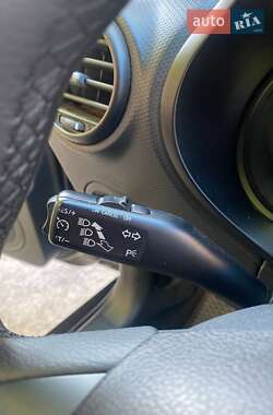 Хэтчбек SEAT Leon 2010 в 