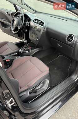 Хетчбек SEAT Leon 2006 в 