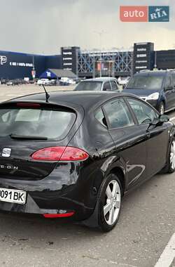 Хетчбек SEAT Leon 2006 в 
