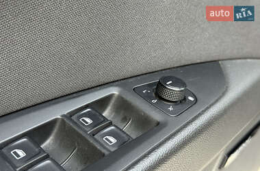 Универсал SEAT Leon 2015 в 