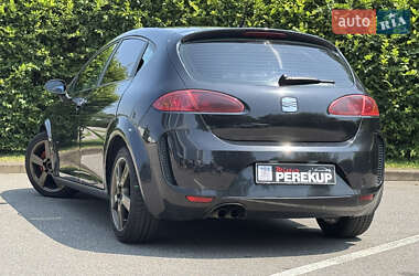 Хэтчбек SEAT Leon 2006 в 