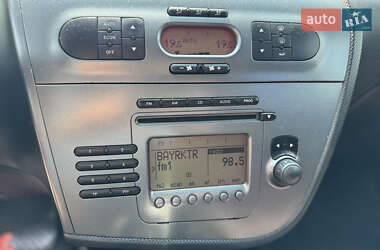 Хэтчбек SEAT Leon 2006 в 