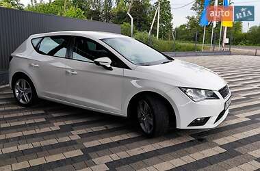 Хэтчбек SEAT Leon 2013 в 