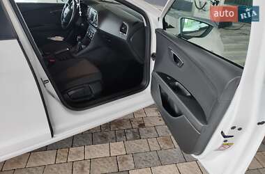 Хэтчбек SEAT Leon 2013 в 