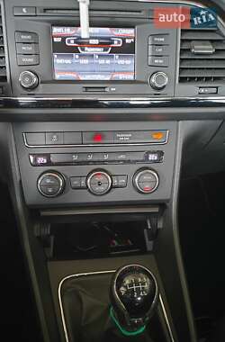 Хэтчбек SEAT Leon 2013 в 
