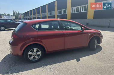 Хэтчбек SEAT Leon 2009 в 