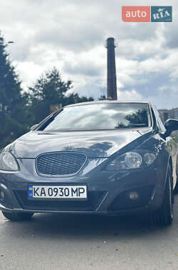 Хэтчбек SEAT Leon 2011 в Киеве
