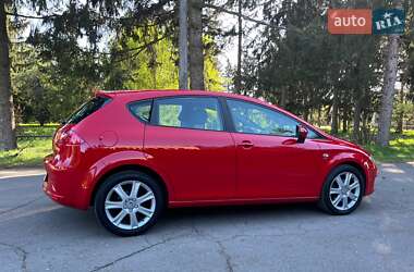 Хэтчбек SEAT Leon 2009 в 