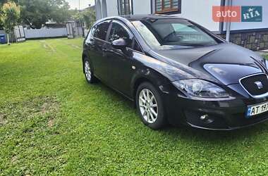Хэтчбек SEAT Leon 2010 в 