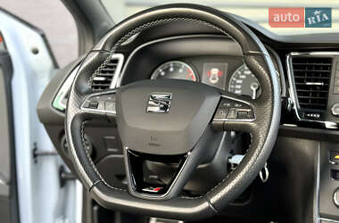 Хэтчбек SEAT Leon 2016 в 