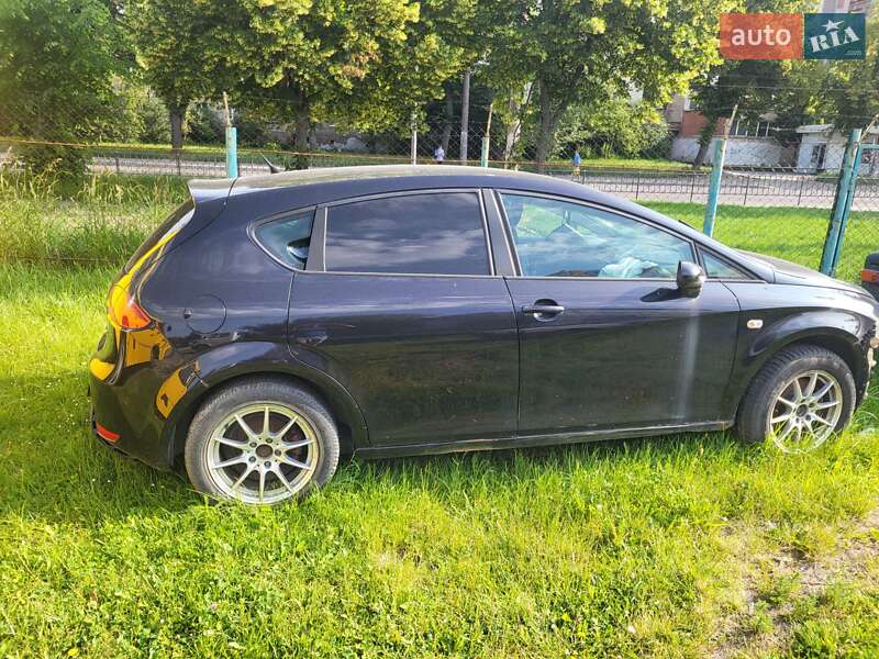 Хэтчбек SEAT Leon 2007 в 