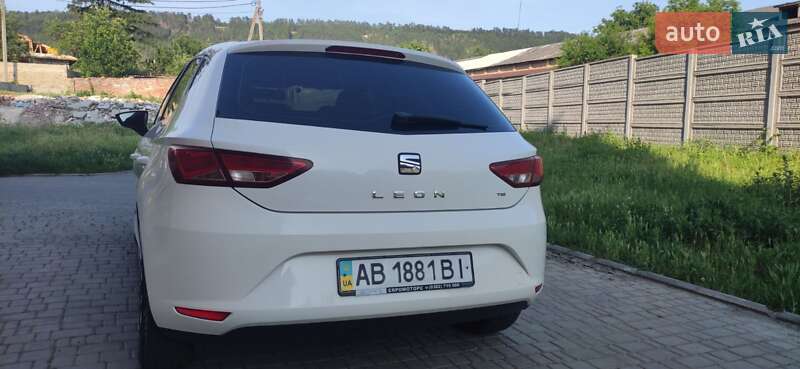 Хэтчбек SEAT Leon 2013 в Могилев-Подольске