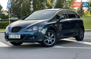 Хэтчбек SEAT Leon 2006 в 
