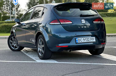 Хэтчбек SEAT Leon 2006 в 