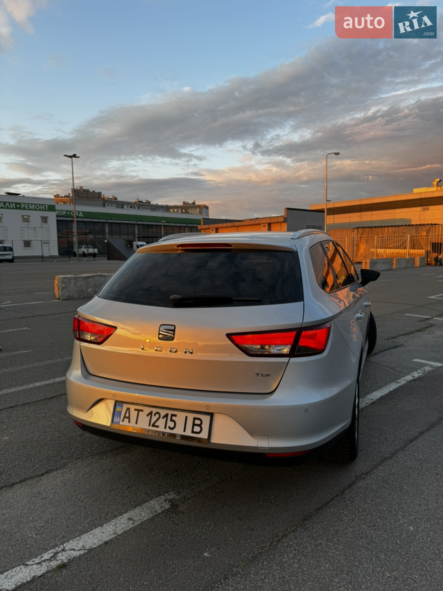2015 SEAT Leon - мініатюра 2