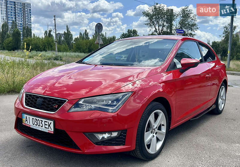Хэтчбек SEAT Leon 2013 в 