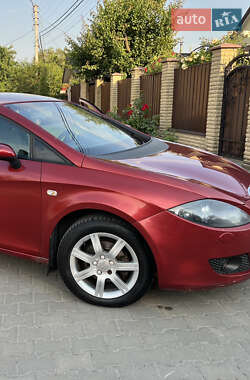 Хэтчбек SEAT Leon 2006 в 