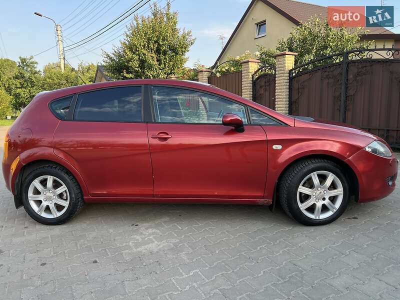 Хэтчбек SEAT Leon 2006 в Броварах