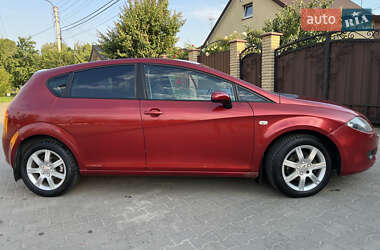 Хэтчбек SEAT Leon 2006 в 