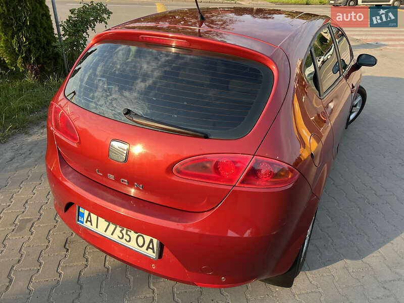 Хэтчбек SEAT Leon 2006 в Броварах