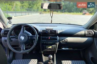 Хэтчбек SEAT Leon 2001 в 