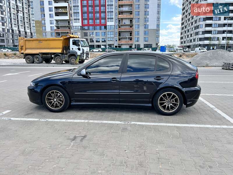 Хэтчбек SEAT Leon 2005 в Киеве фото 8 Хэтчбек SEAT Leon 2005 в Киеве