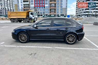 Хэтчбек SEAT Leon 2005 в 
