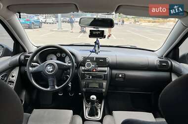 Хэтчбек SEAT Leon 2005 в 