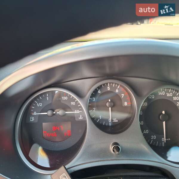Хэтчбек SEAT Leon 2008 в Киеве