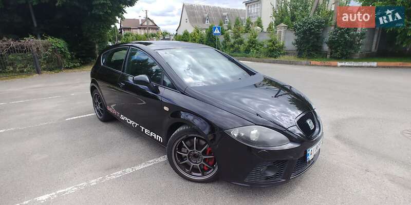 Хэтчбек SEAT Leon 2008 в 