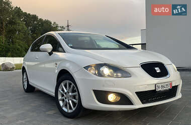 Хэтчбек SEAT Leon 2009 в 