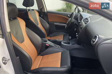 Хэтчбек SEAT Leon 2009 в 