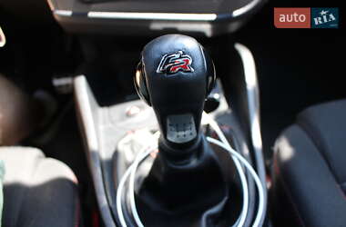 Хэтчбек SEAT Leon 2010 в 