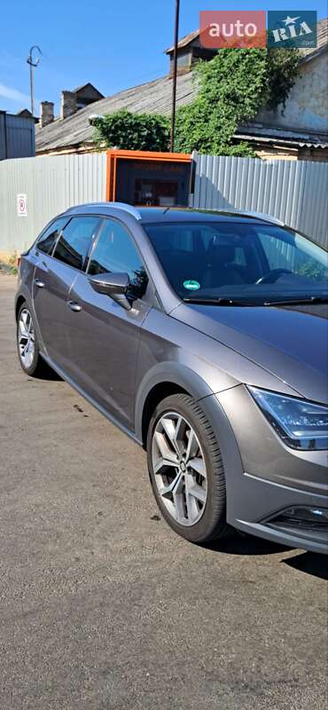 Универсал SEAT Leon 2015 в Киеве