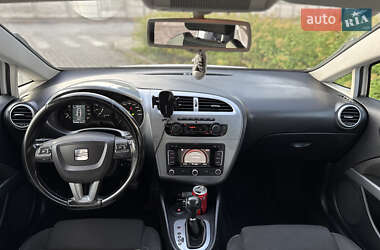Хэтчбек SEAT Leon 2010 в 