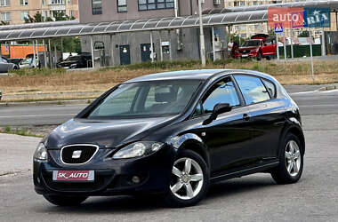 Хетчбек SEAT Leon 2008 в Києві