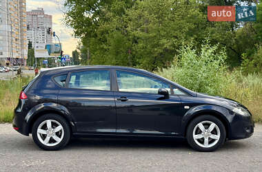 Хэтчбек SEAT Leon 2008 в 