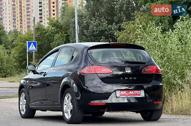 Хэтчбек SEAT Leon 2008 в 