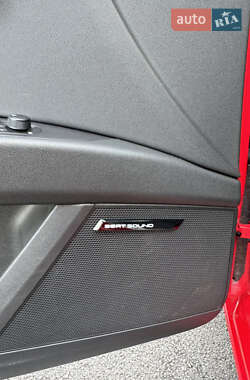 Хэтчбек SEAT Leon 2013 в Киеве