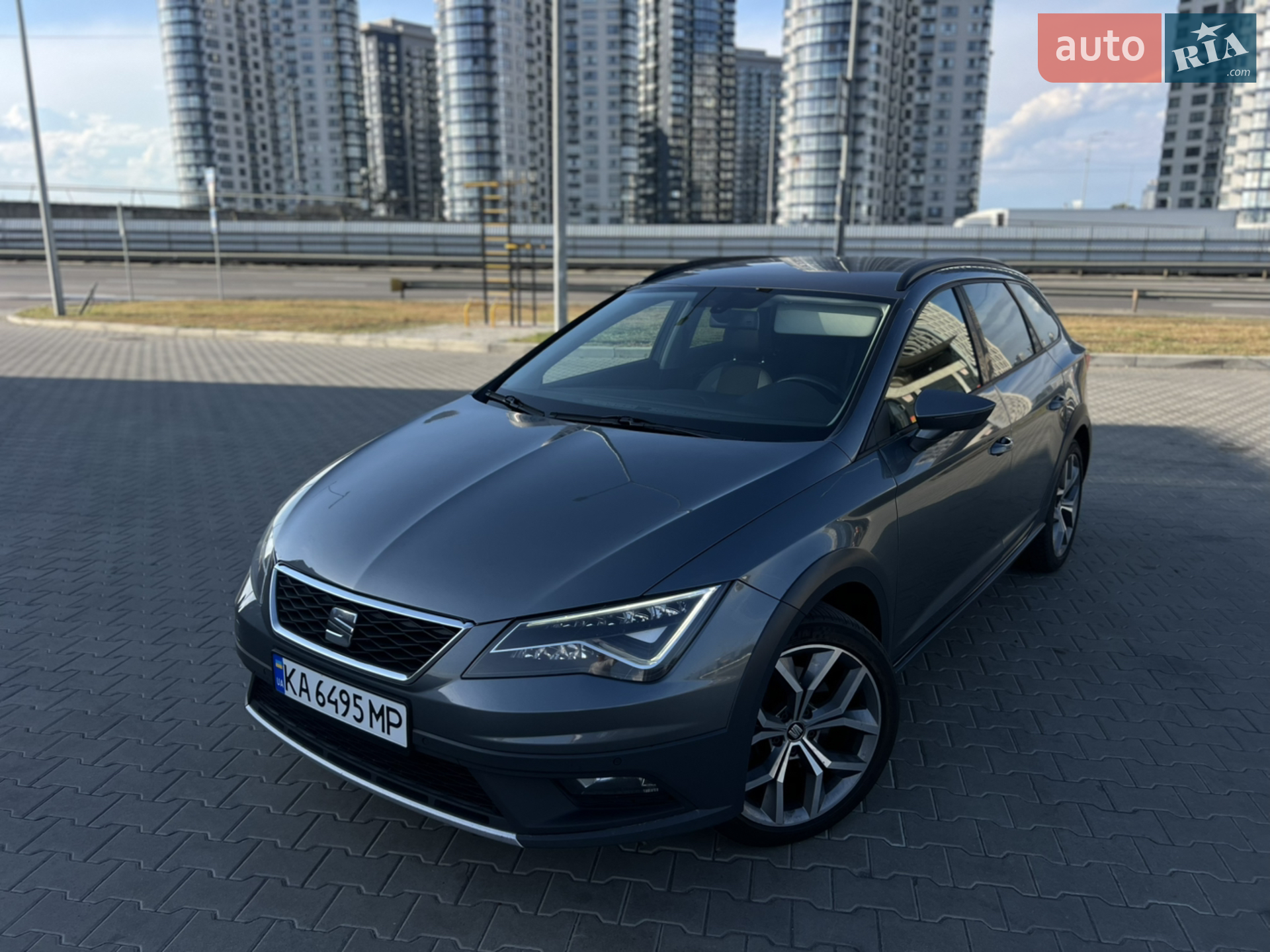 2015 SEAT Leon - мініатюра 10