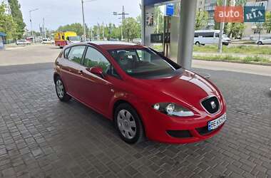 Хэтчбек SEAT Leon 2005 в 