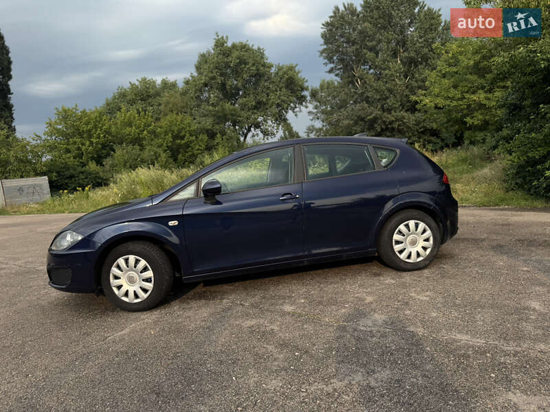 Хетчбек SEAT Leon 2009 в Бердичеві