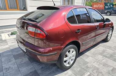 Хэтчбек SEAT Leon 2003 в 