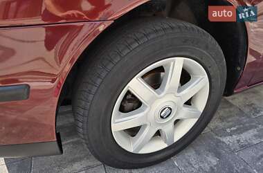 Хэтчбек SEAT Leon 2003 в 