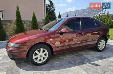 Хэтчбек SEAT Leon 2003 в 