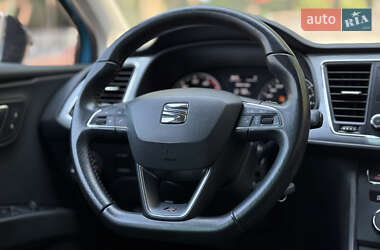Хэтчбек SEAT Leon 2014 в 